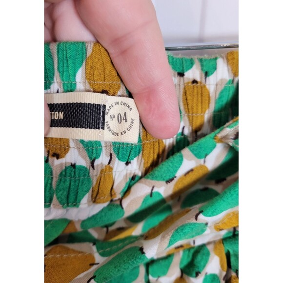 Anthropologie Daughters of The Liberation Pear Print Shorts Size 4 Novel… - Picture 5 of 8